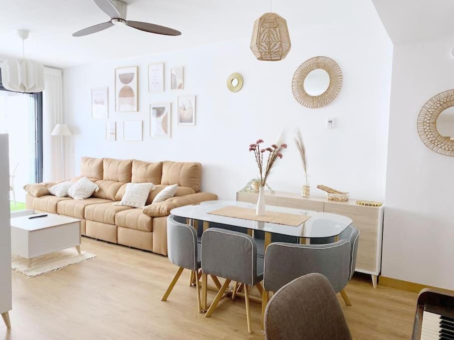 Casa Del Mar Luxury. Primera Linea De Playa Almería Exteriör bild